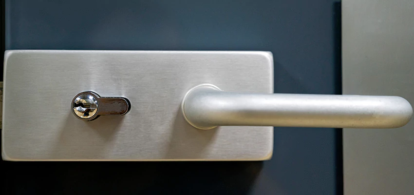Change Patio Door Locks in Westlake Village, California